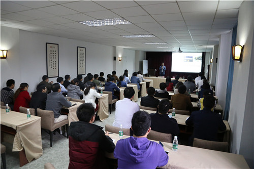 “做一個(gè)腳踏實(shí)地的實(shí)干家” ——棟方股份2016年工作部署動員大會圓滿舉行